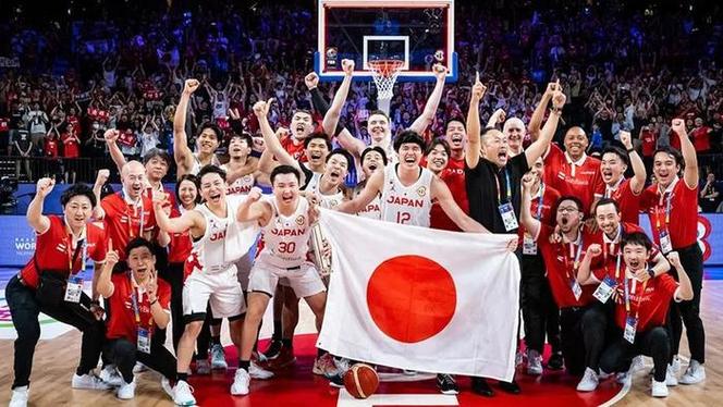 世界杯男篮直播日本男篮