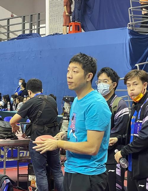 乒乓球男子团体直播比赛