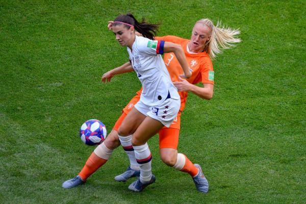 女足直播:美国VS荷兰