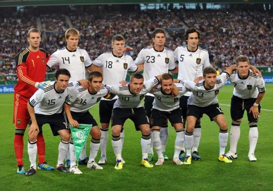 巴西和德国足球